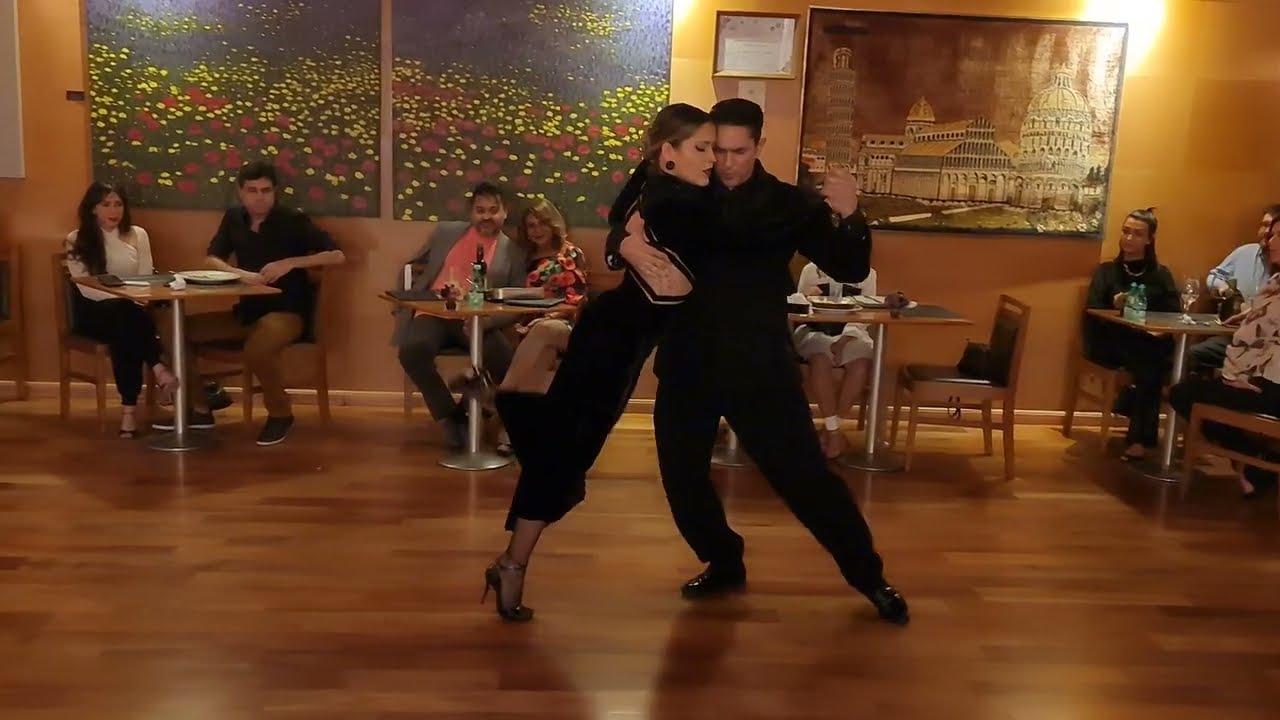 Juliano Andrade & Paula Emerick (3/3) - Gallo Ciego - Forever Tango - Milonga ACDC Brasília