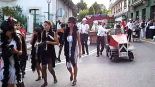 preview picture of video 'FIESTAS Candás desfile de CHARANGAS 2010'