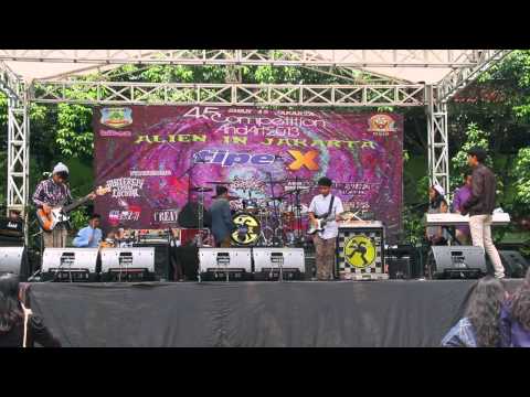 Jazeeplay - Make it Mine(Jason Mraz Cover)Live at ComArt 3rd