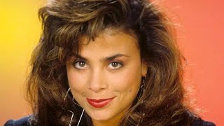 13 Sexy Photos of Paula Abdul