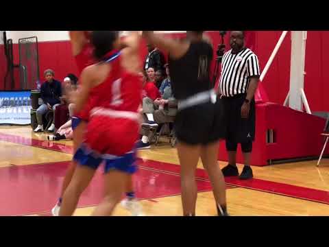 ‪Country Day/Michigan Crossover 2019 Jasmine Powell stood out against some very stiff competition