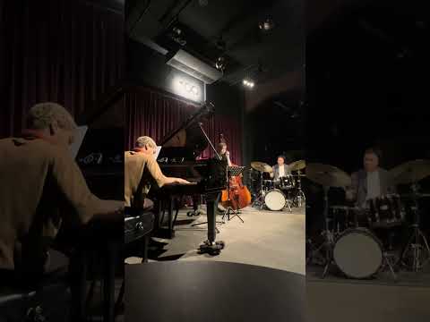 Tomohiro Mori featuring Davis Whitfield & Kanoa Mendenhall piano trio