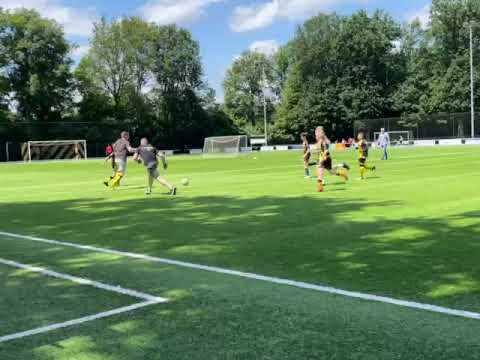 Vriendschappelijke Wedstrijd: RKSV De Ster vs. Ouders