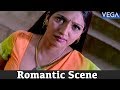Seethakoka Chiluka Movie Romantic Scenes Bhuvaneswari Romantic Scene