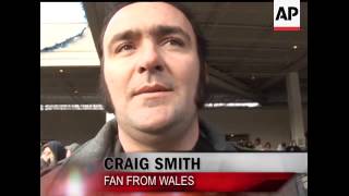 More than 3,000 people turned out at Graceland in Memphis to mark what would have been the King of R