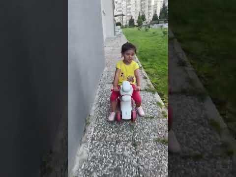 Noni noni😅 #shorts #short #funny #funnykids #bisiklet  #eğlencelivideolar #baby #kidsvideo #oyun