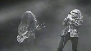 Alice In Chains - Man In The Box (Live at Moore Theatre) (1990)