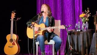 Suzy Bogguss | Outbound Plane | Ashland, Kentucky 2022