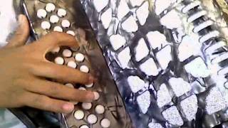 aunque estes lejos intocable solw