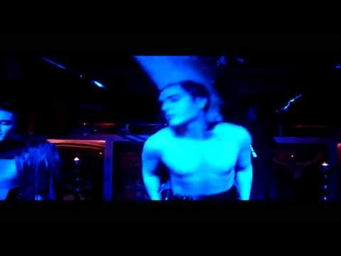 Kayvon Zand Blind Tiger performance