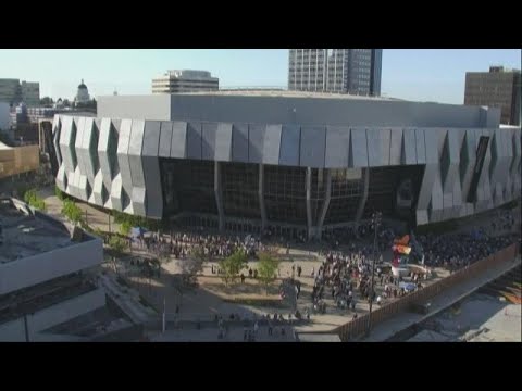 Trespasser at Golden 1 Center goes unresponsive in police custody