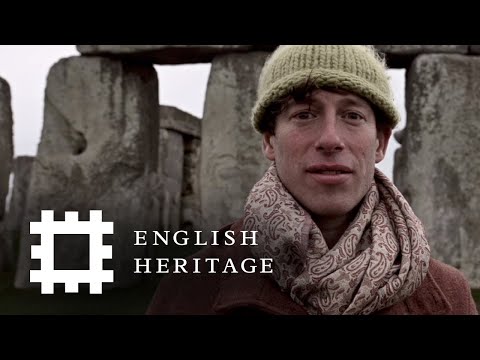 The Moon Shines Bright｜Sam Lee at Stonehenge (The Moon Shines Bright | Sam Lee at Stonehenge)