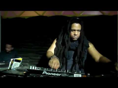 Hieroglyphic Being @ ECO Festival Madrid 17/03/2012