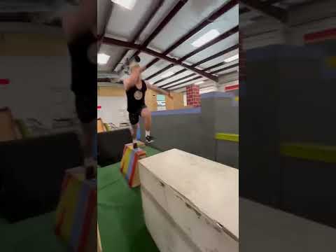 PARKOUR BUNNY HOP CHALLENGE!!