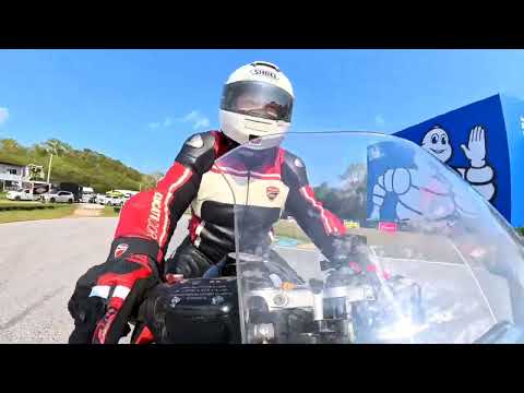 Thumbnail for BMW R1100S ขี่Trackday Bira Circuit Pattaya. Race1(ASMR) by BMW R1100S