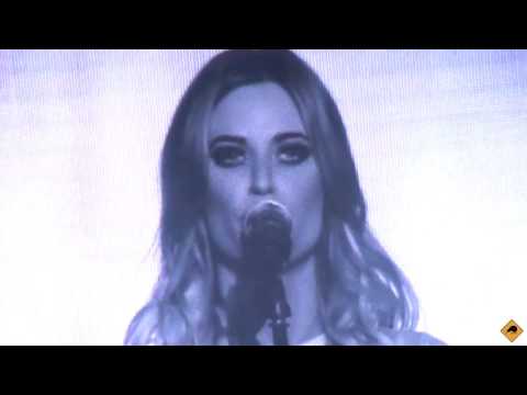 GIN WIGMORE at the VNZMA 2015