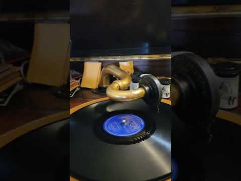 Echo Valley - (Jerry Perkins) Mal Hallett & his Orchestra Decca Records #1033 1936