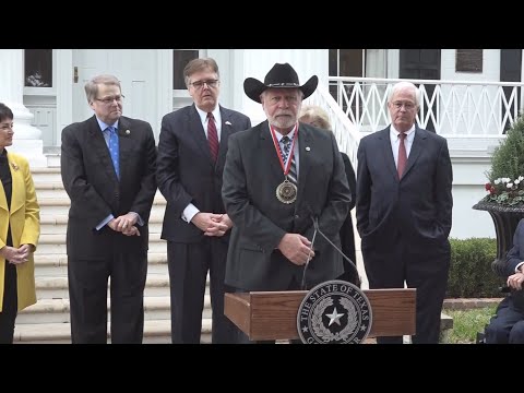 Texas church shooting: Man who stopped gunman receives Medal of Courage from Gov. Abbott | KVUE