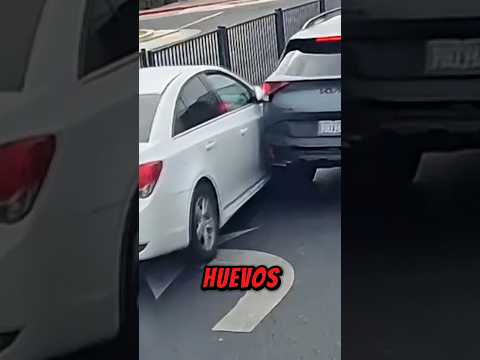 Karma instantáneo para un conductor imprudente con mucha prisa