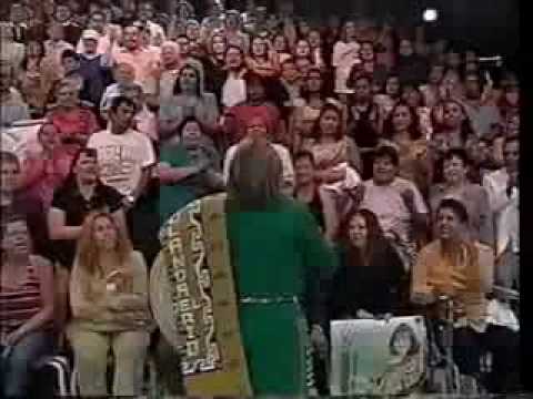 YOLANDA DEL RIO, CON GOLPES DE PECHO