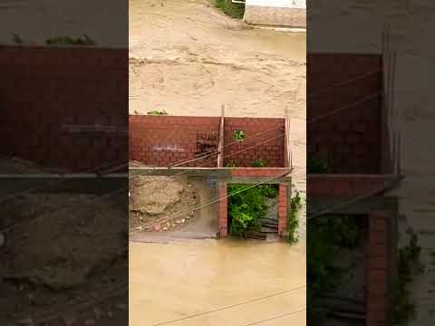 Chuva forte deixa Santo Antônio do jacinto alagada em  Minas Gerais