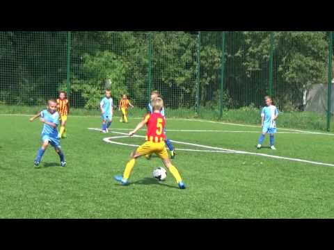 tv.nsk.pl 2016-09-11 ESCOLA VARSOVIA - NOSiR MKS Świt 2008 Nowy Dwór Maz. 19-3 (10-2) cz18