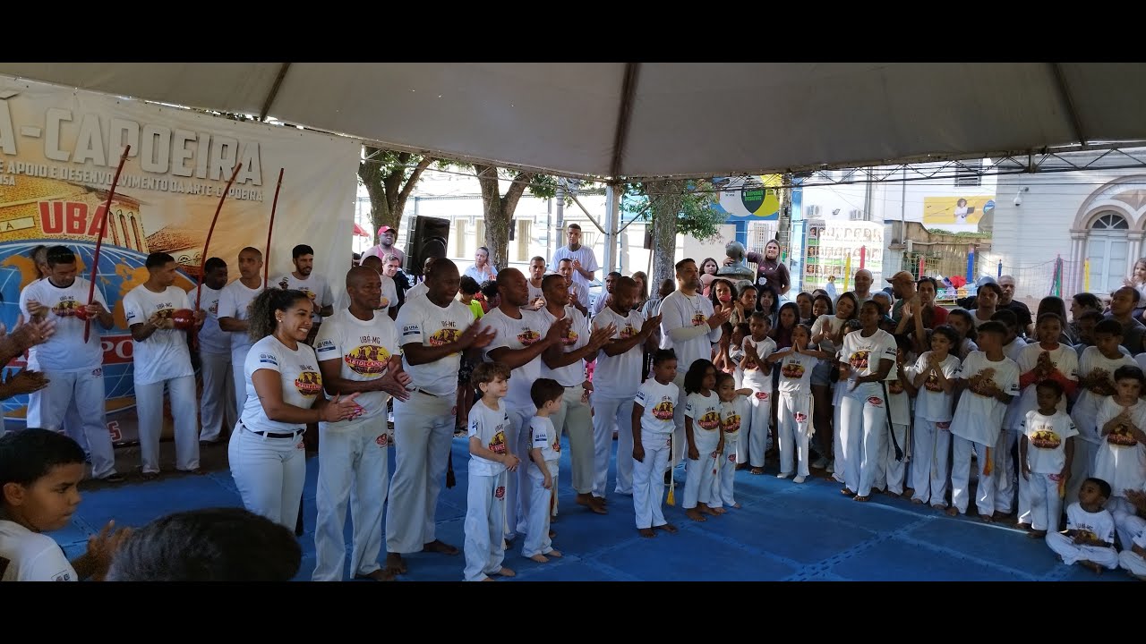 Batizado e Troca de Cordas Abadá Capoeira em Ubá