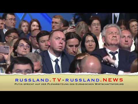 Putin spricht auf der Plenarsitzung des Eurasischen Wirtschaftsforums