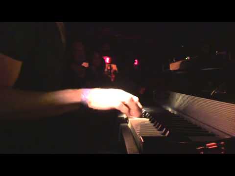 Oghene Kologbo & World Squad feat. Tony Allen