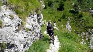 Sentiero #153 (found in YouTube)