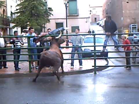 COGIDA paniza fiestas de mayo o8 (made in marta)