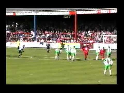 Nikki Bull Penalty - Aldershot Town