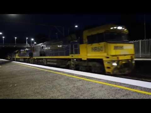 NR's lead a mixed combo on 4124 Sugar/Cement train - 28/10/15