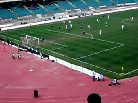 Bari - crotone 0 - 0 contestazione della curva