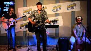 Jackie Lee sings She Does