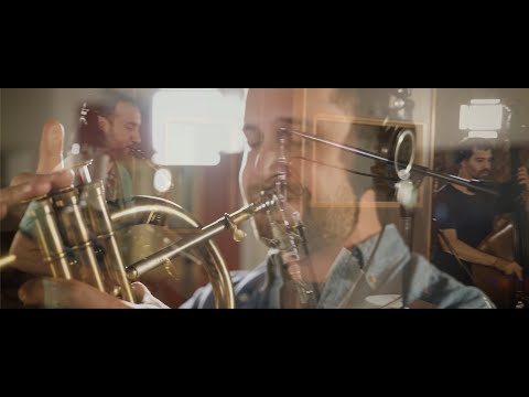 Between The Bars (Elliott Smith cover) - KIND FOLK