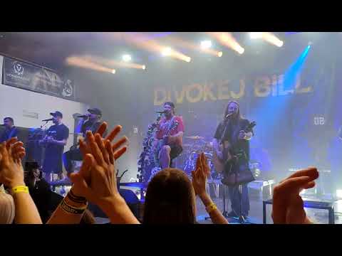 Divokej Bill - Pecka (Live - Kolín)
