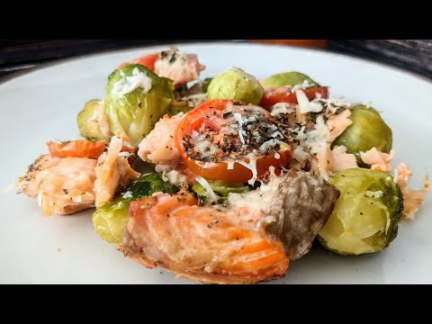 Keto: Roasted Salmon with Brussels Sprouts