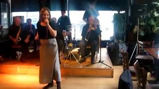 Ruth Wilson sings Sweet Georgia Brown with Dave Wilson and The Uptown shufflers