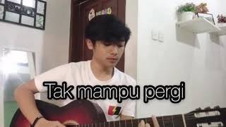 Download lagu STORY WA!! COWO GANTENG MAIN GITAR(Tak mampu pergi) mp3