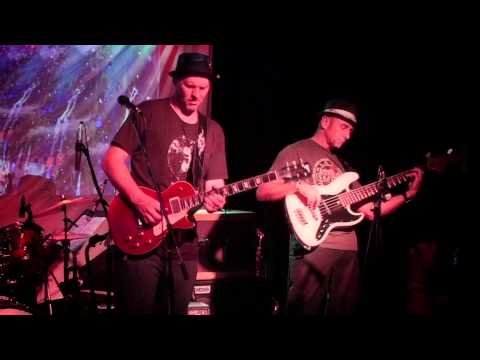 Cold Blue Water   Shine On You Crazy Diamond / Shes So Heavy / Muffin Man /Closer To The HeartHeart