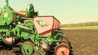 preview picture of video 'Amazone ED 12000 Einzelkornsämaschine / precision airplanter - Jahr 2008'