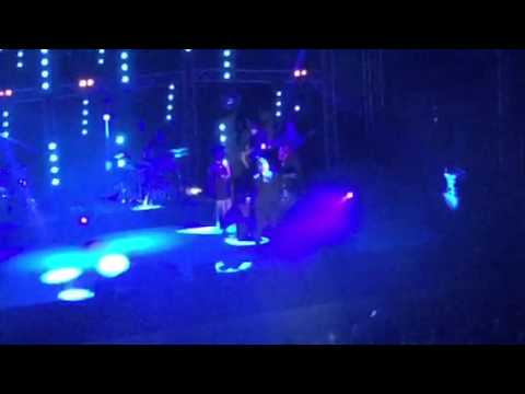 רותם כהן בהופעה לכסות אותך !