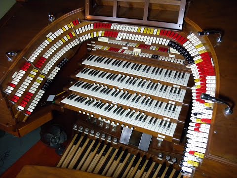 Wanamaker Organist, Peter Conte plays the Kimball organ in the Adrian Phillips Theater.