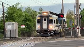 TriMet WES to Wilsonville at Scholls Ferry Railroad Crossing