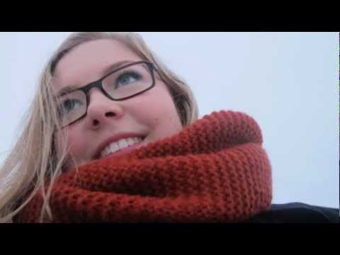 2012-12-07 Walking in the Snow