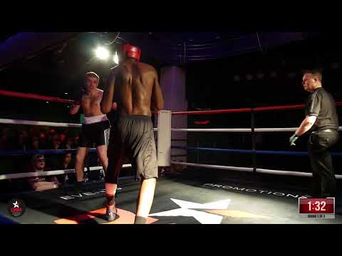 Peter Carr v Wale Thomas - Charity Fight Night - Round 5 - Sat 24th March 2018