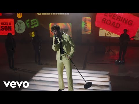 Tom Grennan - Little Bit of Love (Live from the Late Late Show with James Corden)