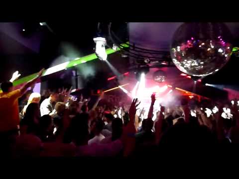 Sound of Cream with Dash Berlin - Waiting [live] [HD]