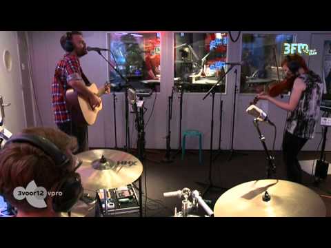 Town of Saints - 'Something To Fight With' live @ 3voor12 Radio